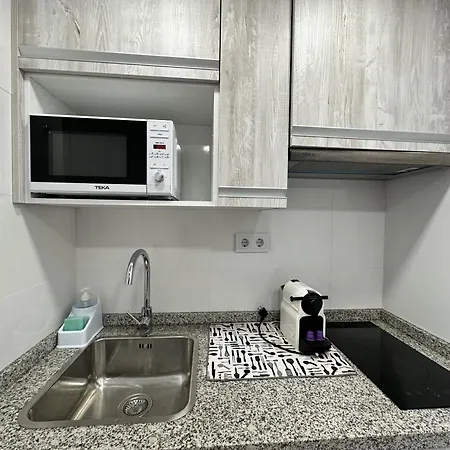 Διαμέρισμα Cg4n - Nuevo Estudio, Recien Reformado, Wifi *